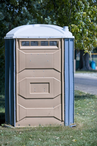 Best Portable restroom trailer rental  in Downers Grove, IL